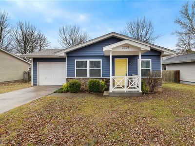 2729 N Villa Blvd, Fayetteville, AR, 72703