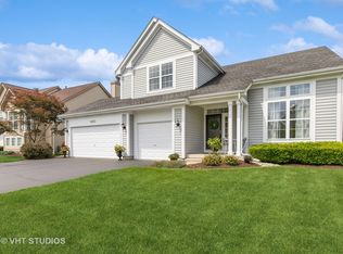 18283 W Springwood Ln, Grayslake, IL 60030