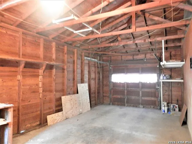 555 N Union Ave — Photo 24