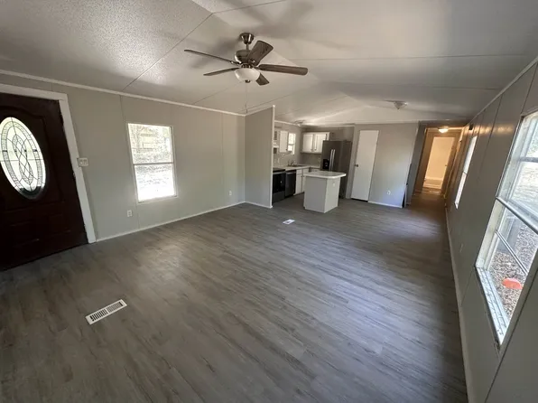 3719 Hedge Row St, Granbury, TX 76048