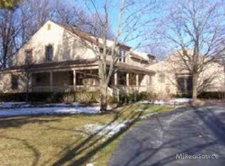 8300 Valleyview Dr, Clarkston, MI 48348