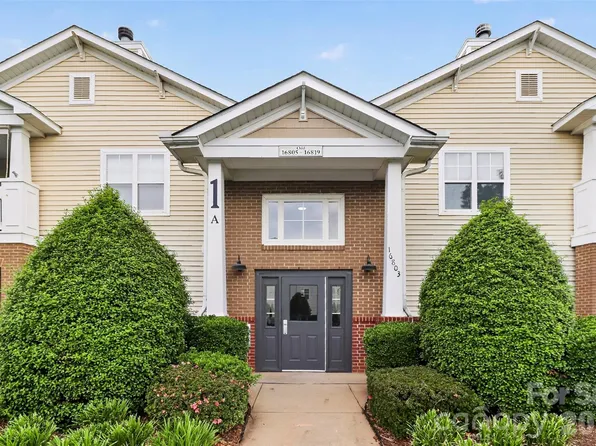 16809 Doe Valley Ct, Cornelius, NC 28031