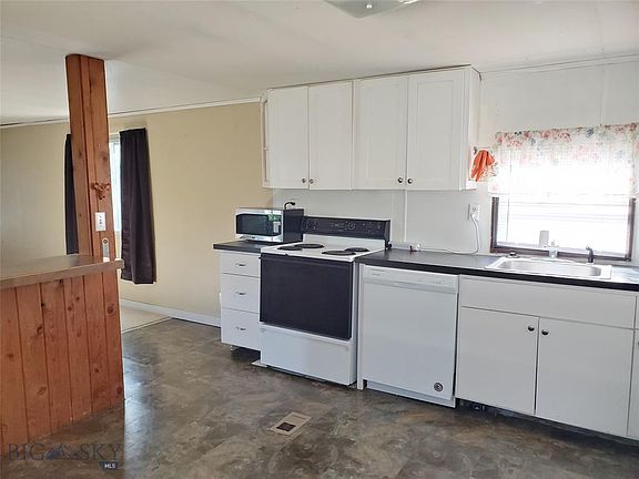 4th image of 525 Westwood Cir