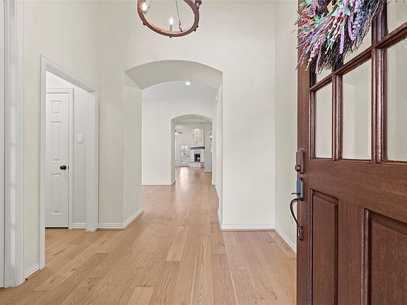4th image of 18423 Pin Oak Bend Drive