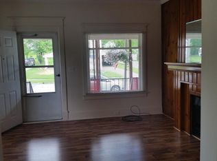 422 Lawrence Ave, Girard, OH