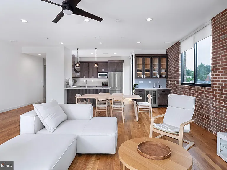 45 Spring St #5 — Photo 8