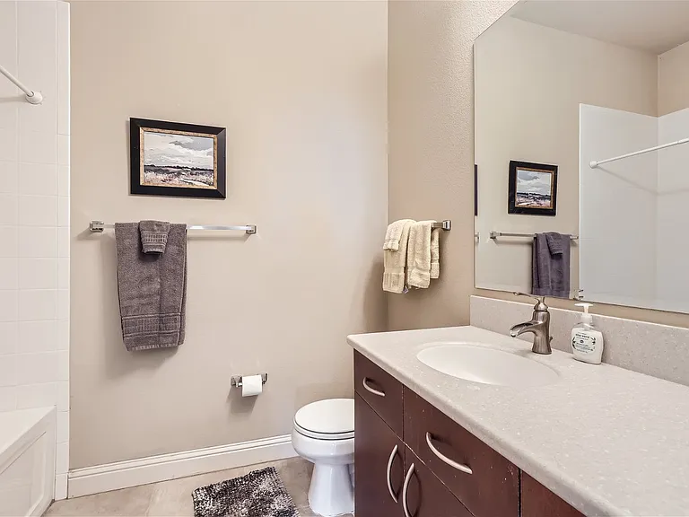5401 S Park Terrace Ave #301B — Photo 4
