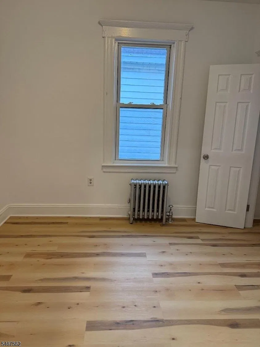3 bed, $2,500 — Photo 1