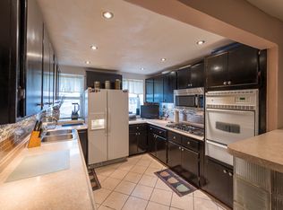 91 Schaefer St, Brooklyn, NY 11207