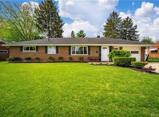 212 W Sherry Dr, Dayton, OH 45426