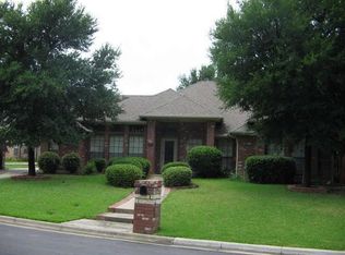 6806 Blake Dr, Arlington, TX 76001