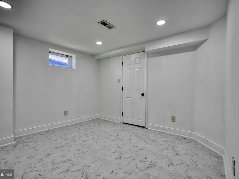 701 Platinum Ave — Photo 27