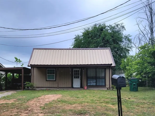 406 Cobb St, Bridgeport, TX 76426