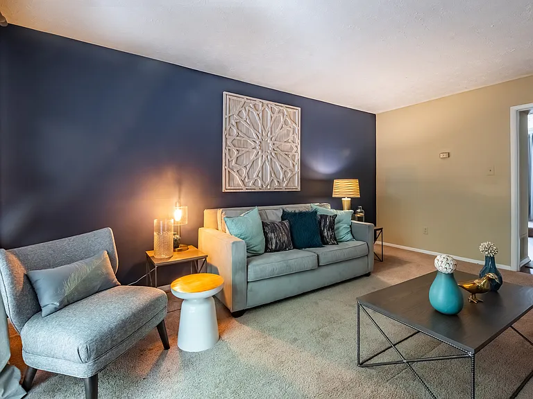 Birchwood Apartments — Photo 7