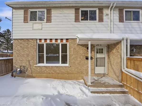 35 Oakhill Dr #20C, Brantford, ON N3T 1R1