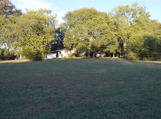 910 Halls Mill Rd, Shelbyville, TN 37160