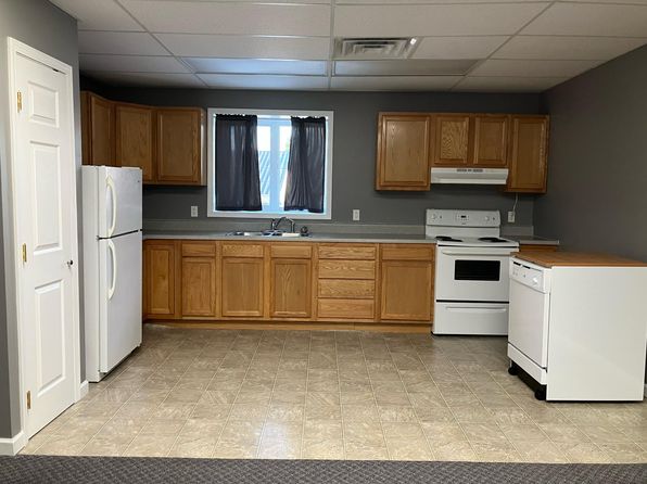 4080 Huron St APT D, North Branch, MI 48461