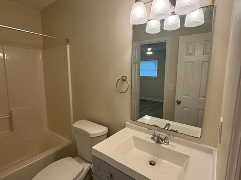 642 Indian Wells Way — Photo 15