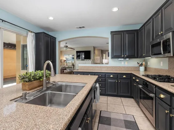 1625 Falling Star Dr, Chula Vista, CA 91915