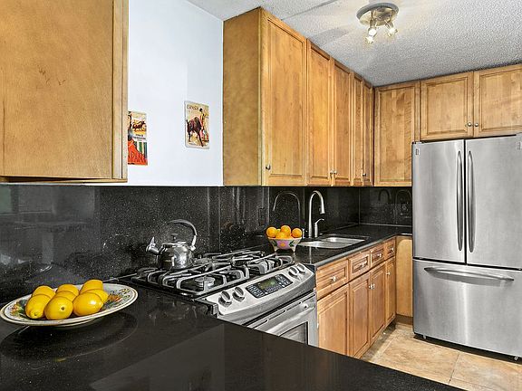 3rd image of 1919 Madison Ave APT 515