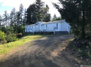 34 N Beacon Ct, Lilliwaup, WA 98555