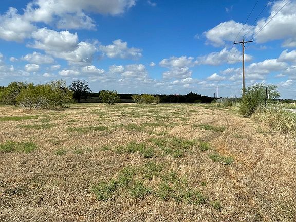 3rd image of 6 County Road 484