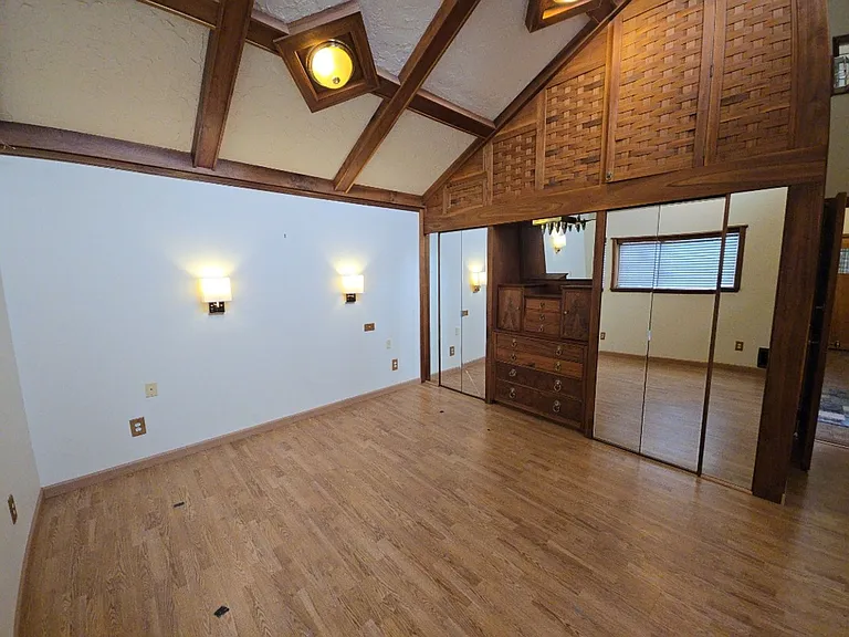 5060 Meyers Ave — Photo 7