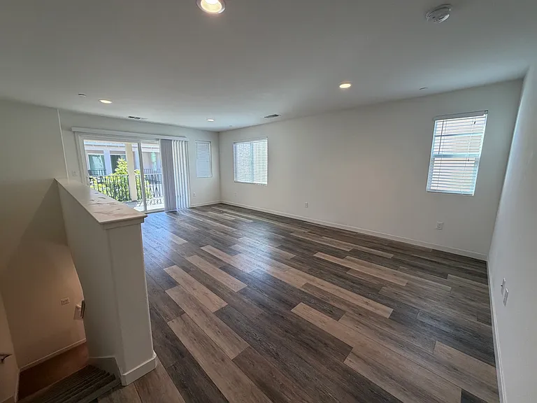 37550 Estuary St — Photo 13