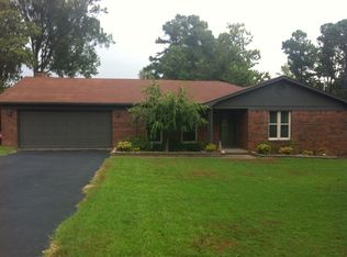 100 Brunswick Cir, Paducah, KY 42001