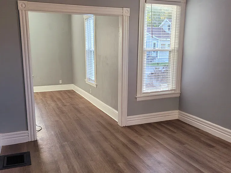 5 Powell Ave — Photo 10