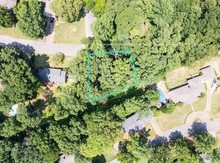 151 Forest Hills Dr, Florence, AL 35633