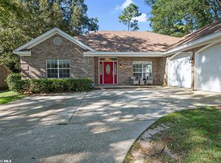 105 Bel Air Cir, Daphne, AL 36526