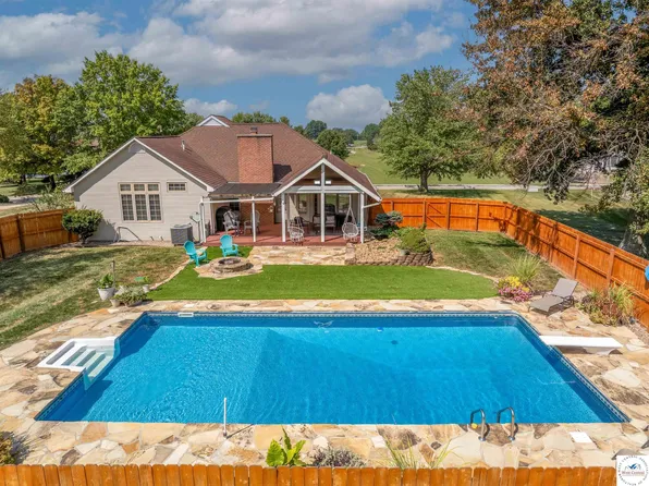 2540 Woodland Dr, Sedalia, MO 65301