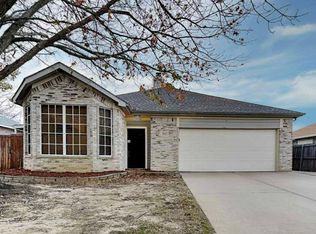 3933 Overlake Dr, Denton, TX 76210