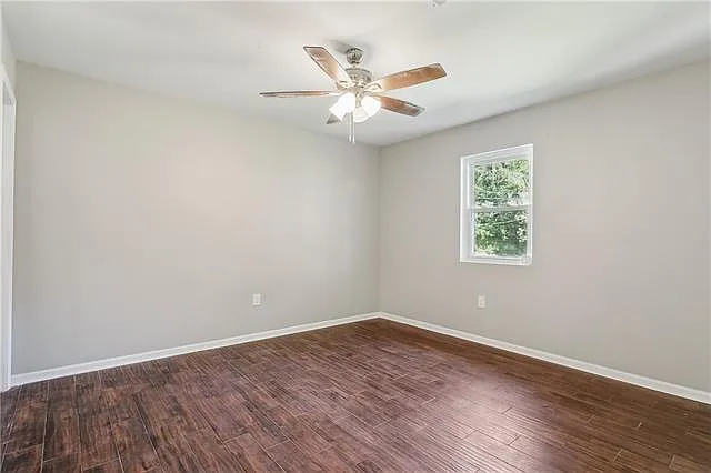 18274 Cusachs Dr — Photo 17
