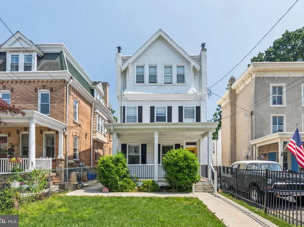 451 Green Ln, Philadelphia, PA 19128