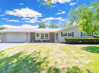 24729 S Hemphill Dr, Elwood, IL 60421