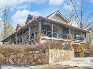 691 Hawksclaw Rd, Morganton, GA 30560