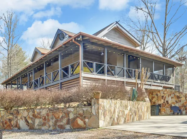 691 Hawksclaw Rd, Morganton, GA 30560