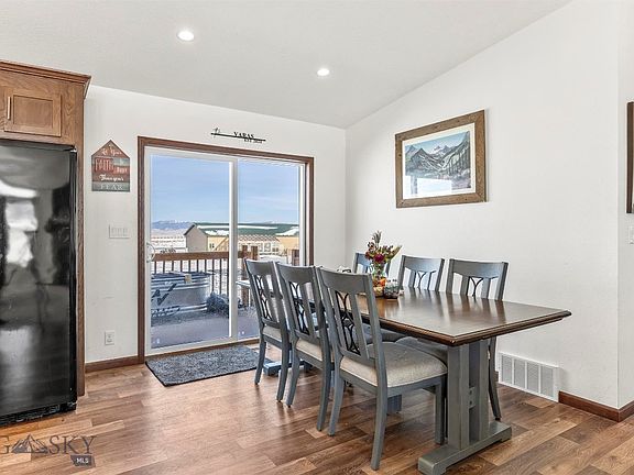 5th image of 75 Apex W