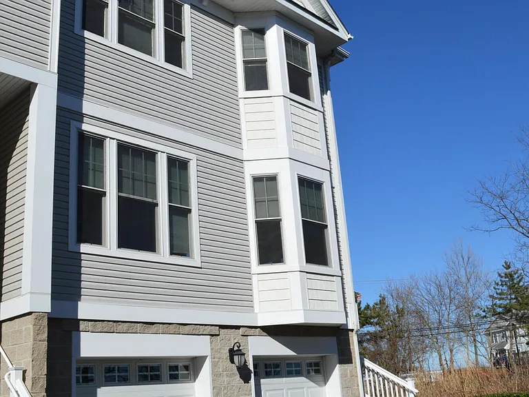 606 Park Ave — Photo 57