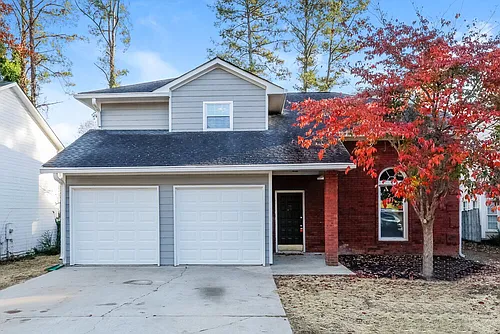 2104 Watercrest Cir Photo 1