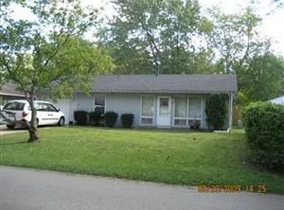 2103 Southwood Dr, Champaign, IL