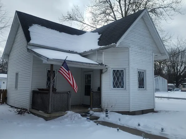 307 W Adams St, Darlington, IN 47940