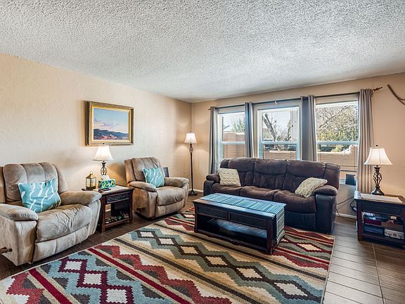 5th image of 6612 Vooscane Ave