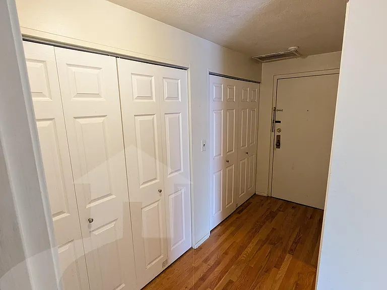407 Broadway #1R — Photo 8