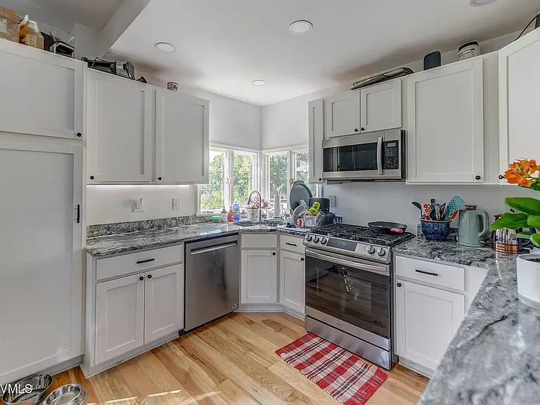 380 E 3rd St — Photo 11