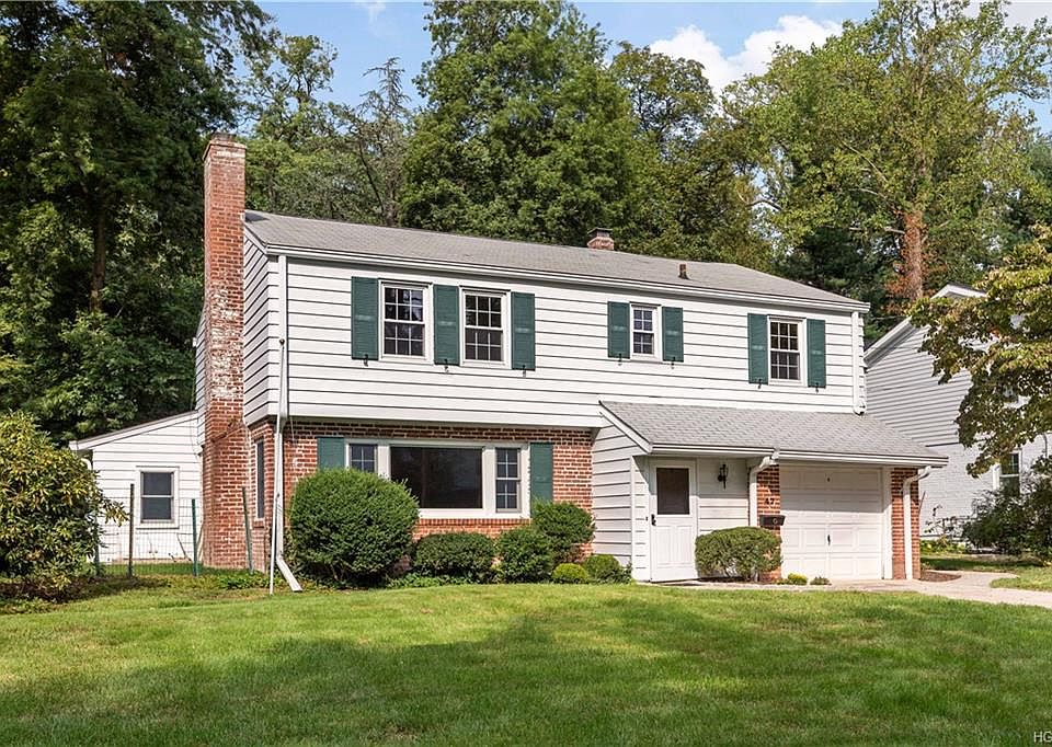 1st image of 47 Crest Dr