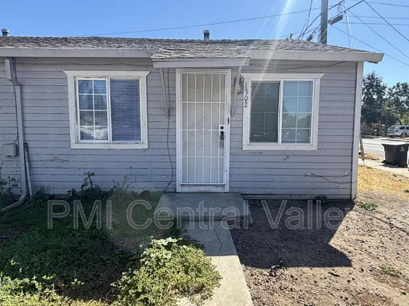 1302 N Filbert St, Stockton, CA 95205