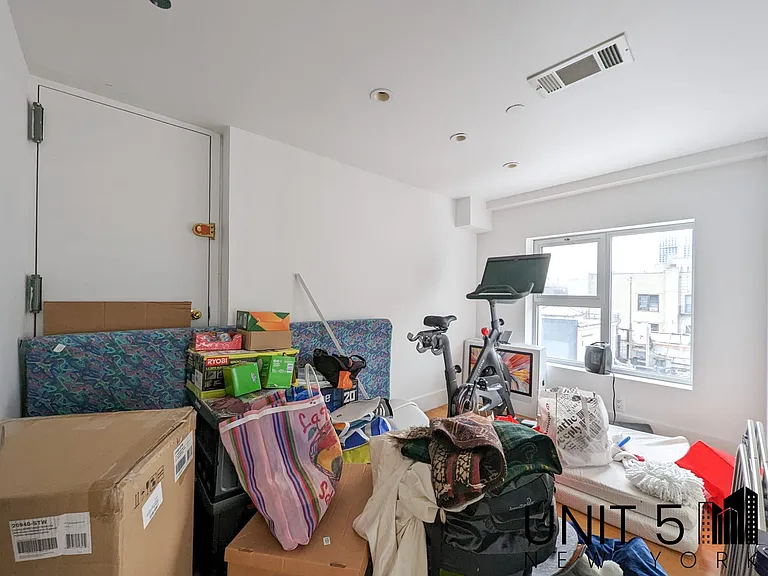 141 Dupont St #4B — Photo 24